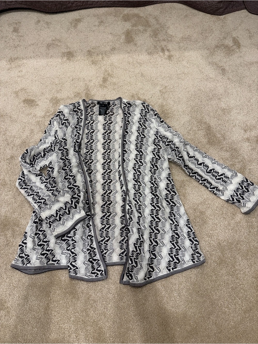 NIC+ZOE Black and White Open-Front Patterned Cardigan